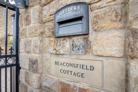 3 bedroom cottage for sale, Scarcroft, Wetherby Road, LS14