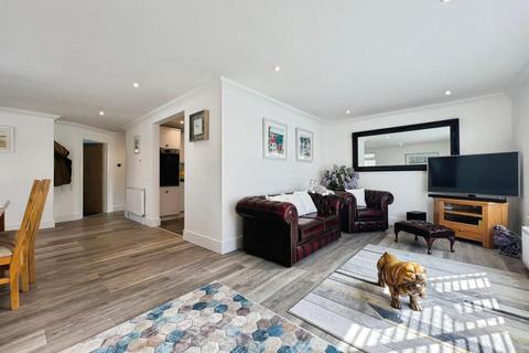 undefined, Willow Close, Hythe