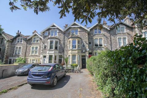 3 Shrubbery Terrace, Weston-super-mare, BS23 2JZ
