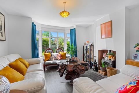 undefined, Hucclecote Road, Gloucester GL3