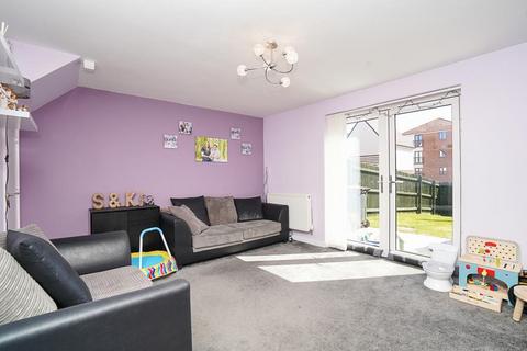 3 bedroom semi-detached house for sale, Waldrom Road, Gedling NG4