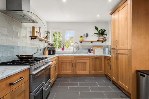 Bramblebank Glebe Road, Muthill, Crieff, PH5 2AX