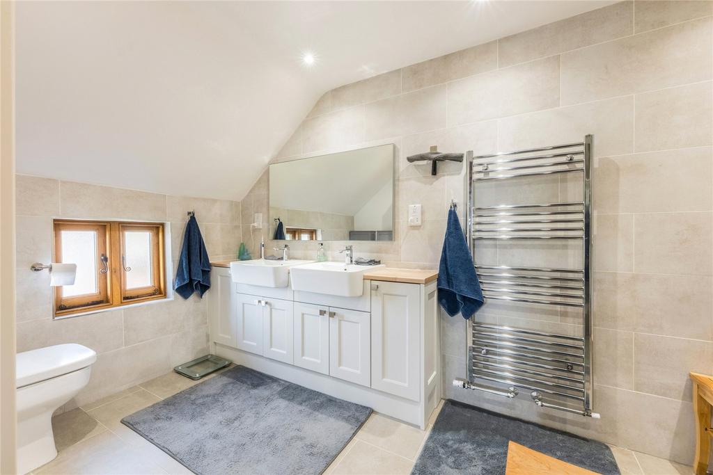 En Suite Shower Room