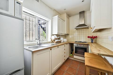260 Wandsworth Bridge Road, London, SW6 2UA