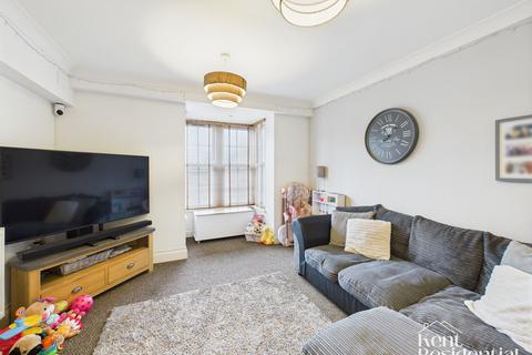 2 bedroom property to rent, Union Street, Flamboyant House Union Street, ME1