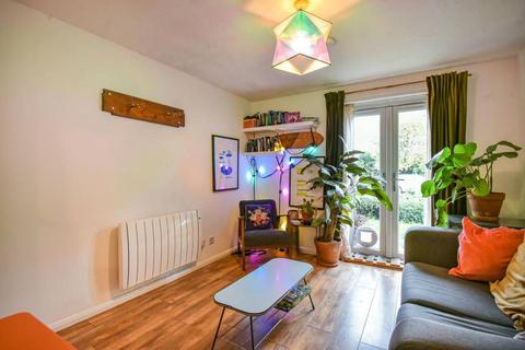 1 bedroom flat for sale, Silver Close, New Cross, London, SE14