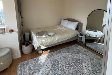 7 Millet Road, Greenford, UB6 9SG