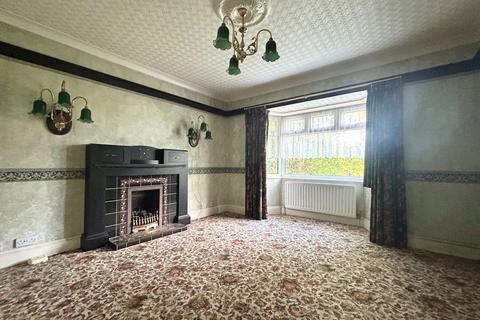 3 bedroom detached house for sale, Fullwoods End, Coseley WV14