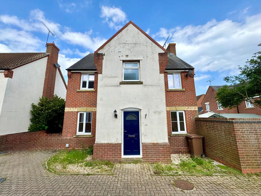 Stanley Rise, Chelmsford, Essex, CM2 6 PJ