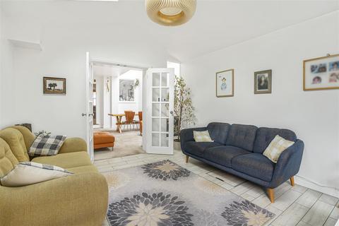 8 Marlowe Road, Cambridge, CB3 9JW