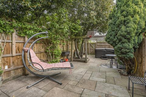8 Marlowe Road, Cambridge, CB3 9JW