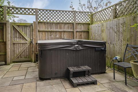 8 Marlowe Road, Cambridge, CB3 9JW