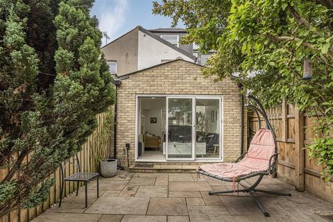 8 Marlowe Road, Cambridge, CB3 9JW
