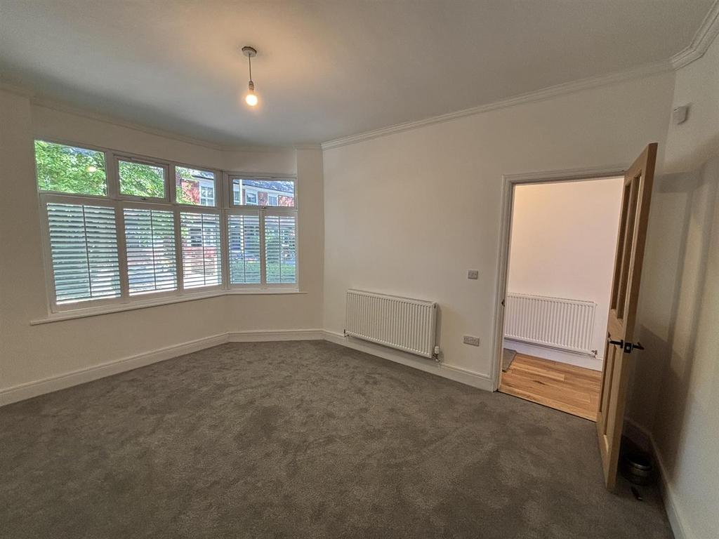 Front Lounge