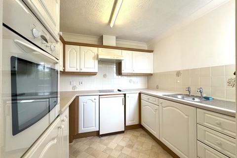 1 bedroom flat for sale, Madingley Court, Cambridge Road, Southport, PR9