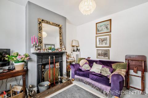 24 Eastbrook Road, Waltham Abbey, EN9 3AL