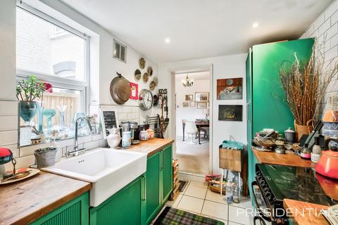 24 Eastbrook Road, Waltham Abbey, EN9 3AL