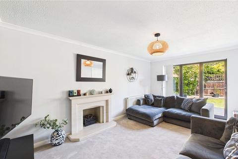 9 Burdock Close, Lightwater, GU18 5YP