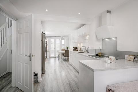 66 Hampton Road, Stansted, CM24 8FE