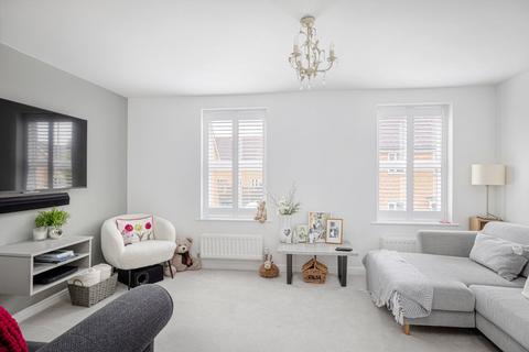 66 Hampton Road, Stansted, CM24 8FE