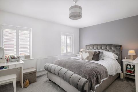 66 Hampton Road, Stansted, CM24 8FE