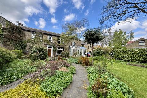 Broadfolds House Chrisharben Park, Clayton, Bradford, BD14 6AE