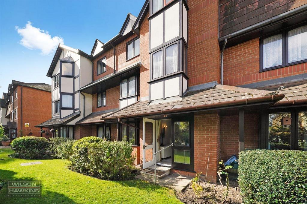 11 Hanbury Court, Northwick Park Road - i J7 WDmx FL2