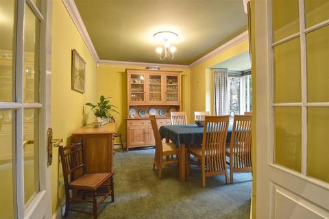 87 Colonel Stephens Way, Tenterden, TN30 6EW