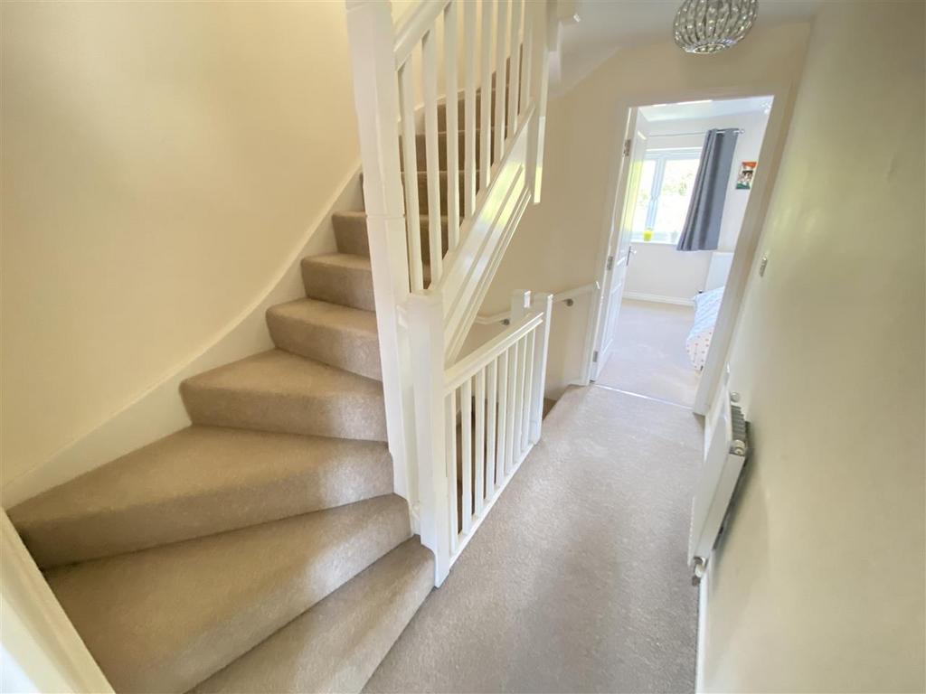 1st Floor Landing