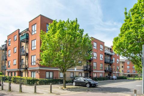 2 bedroom flat for sale, Hirst Crescent, North Wembley, Wembley, HA9