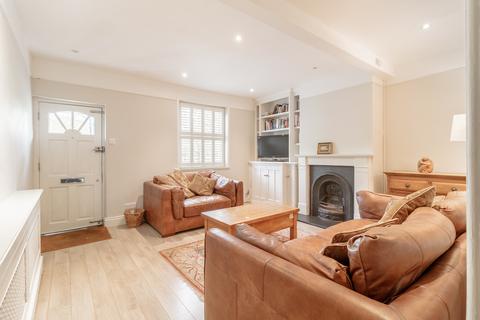 2 bedroom terraced house to rent, Kings Road, Windsor, SL4