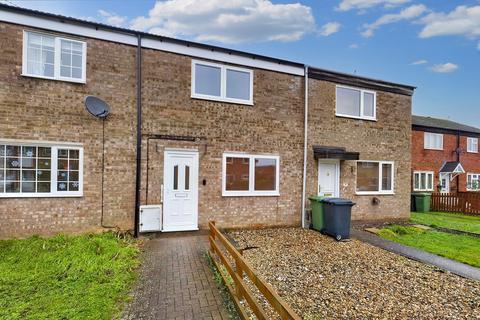 2 bedroom terraced house to rent, Shelley Way, Thetford, IP24