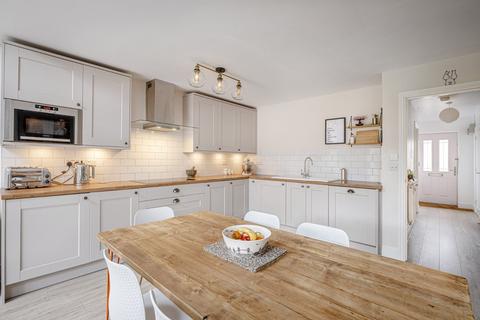9 Harbridge Close, Stansted, CM24 8FD
