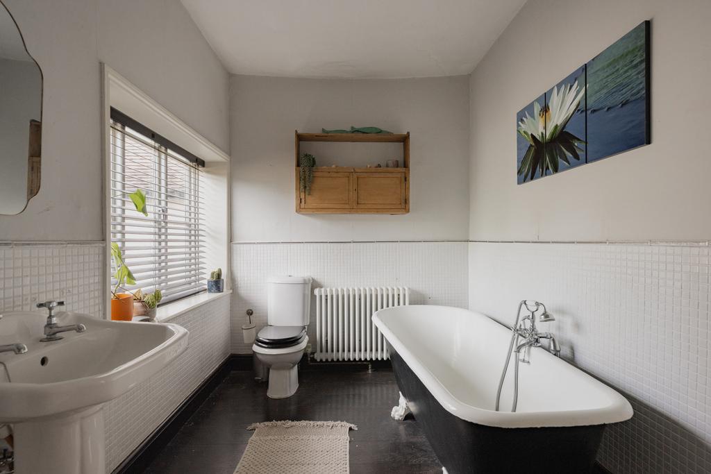 278872 - Waltham Hall, Stowmarket-8.jpg