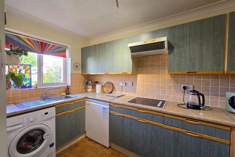8 Goss Meadow, Bow, Crediton, EX17 6JH