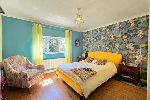 8 Goss Meadow, Bow, Crediton, EX17 6JH