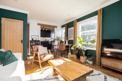 10c South Vale, London, SE19 3BA