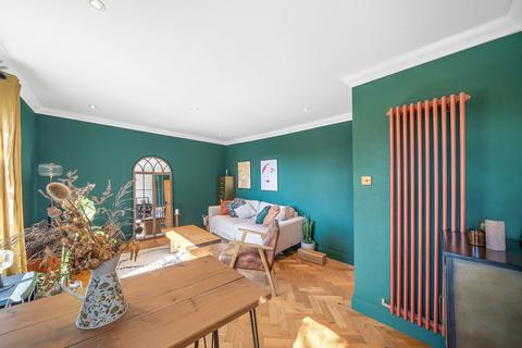 10c South Vale, London, SE19 3BA