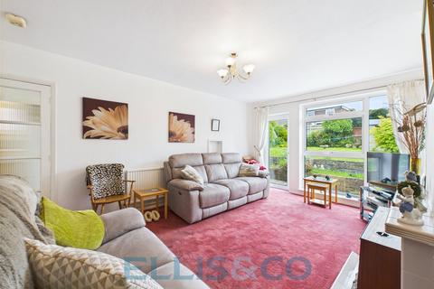 2 bedroom bungalow for sale, Hartfield Close, Tonbridge, Kent, TN10