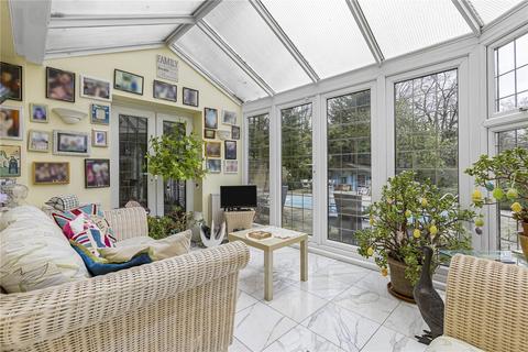 15 Carbone Hill, Northaw, Potters Bar, EN6 4PJ
