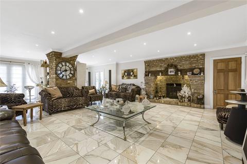 15 Carbone Hill, Northaw, Potters Bar, EN6 4PJ