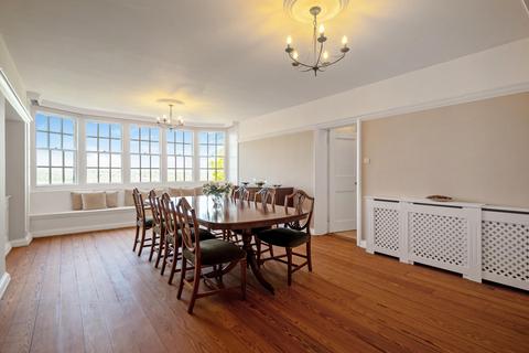 undefined, Camp Road, Woldingham, Caterham, Surrey, CR3