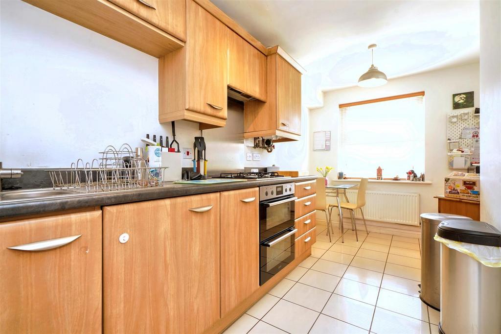 Kitchen 1.jpeg