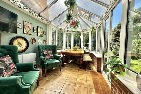 Cornerways Bridge Road, Lymington, SO41 9BY