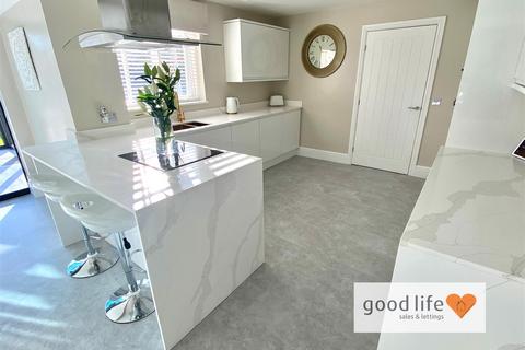 1 Fulbroke Close, Ryhope, Sunderland, SR2 0LH