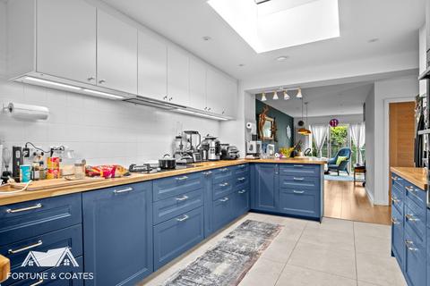 20 Old Orchard, Harlow, CM18 6YG