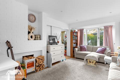 20 Old Orchard, Harlow, CM18 6YG