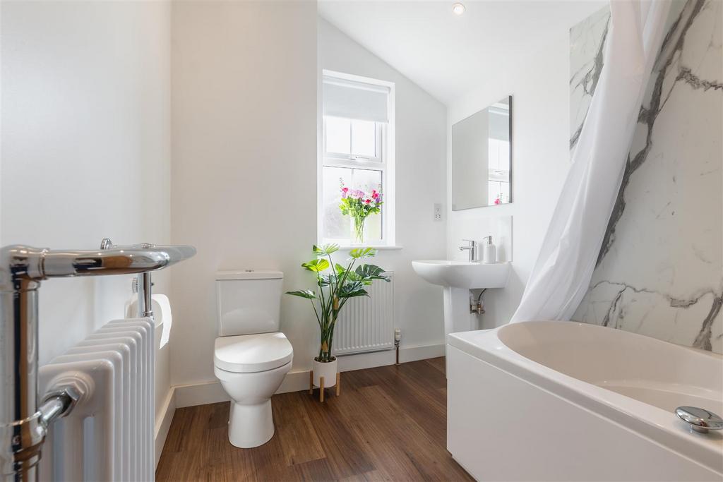 Bathroom-1.jpg