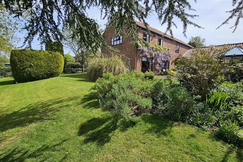 4 bedroom detached house for sale, Church Street, Shelford