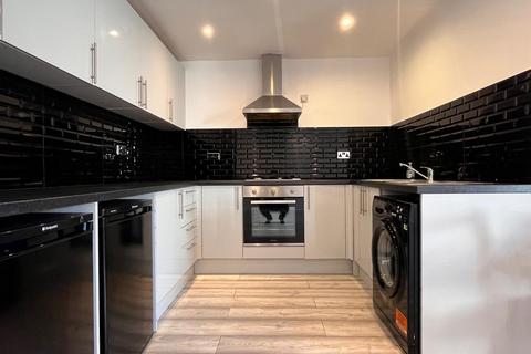 1 bedroom flat to rent, Romford Road, Forest Gate, London